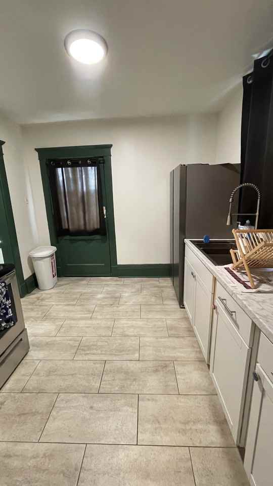 134 S Spring Ave #134 - Photo 7 of 33