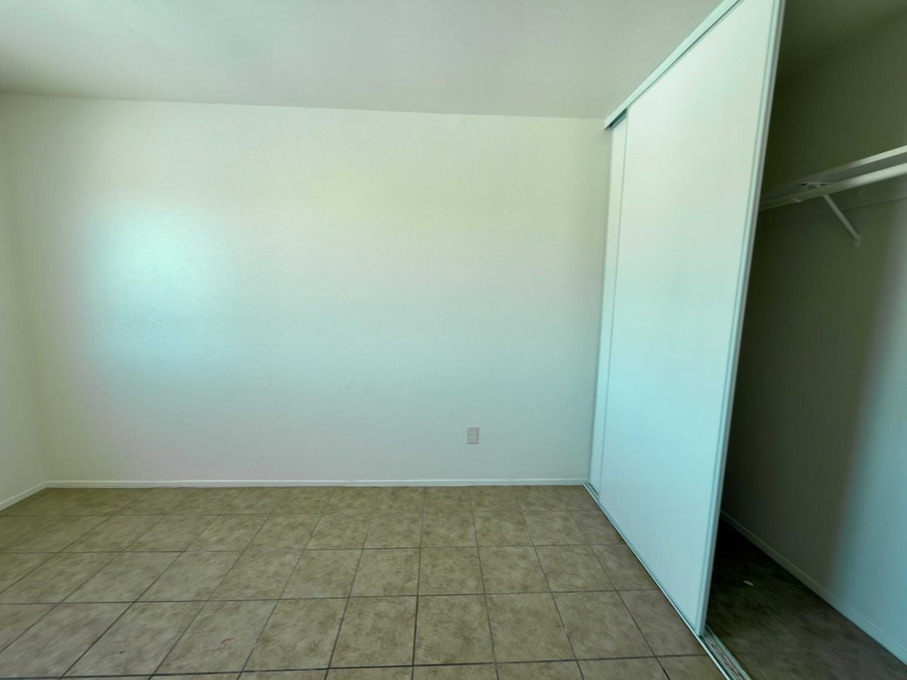 5260 Rex Ave #5 - Photo 4 of 13