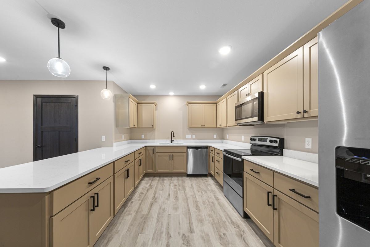 3200 Noble Dr #3200 - Photo 4 of 18