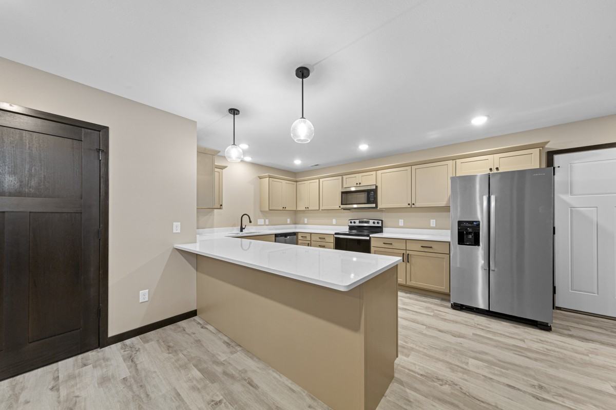 3200 Noble Dr #3200 - Photo 5 of 18