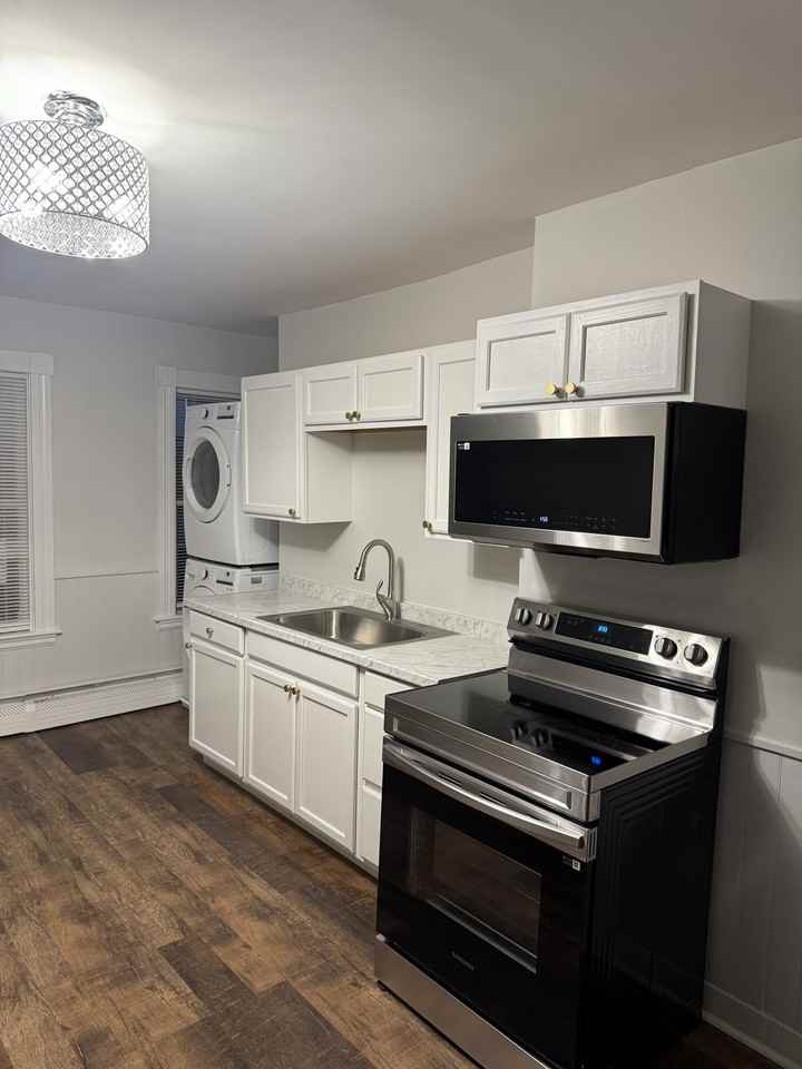 606 Westminster Hill Rd #2 - Photo 2 of 8