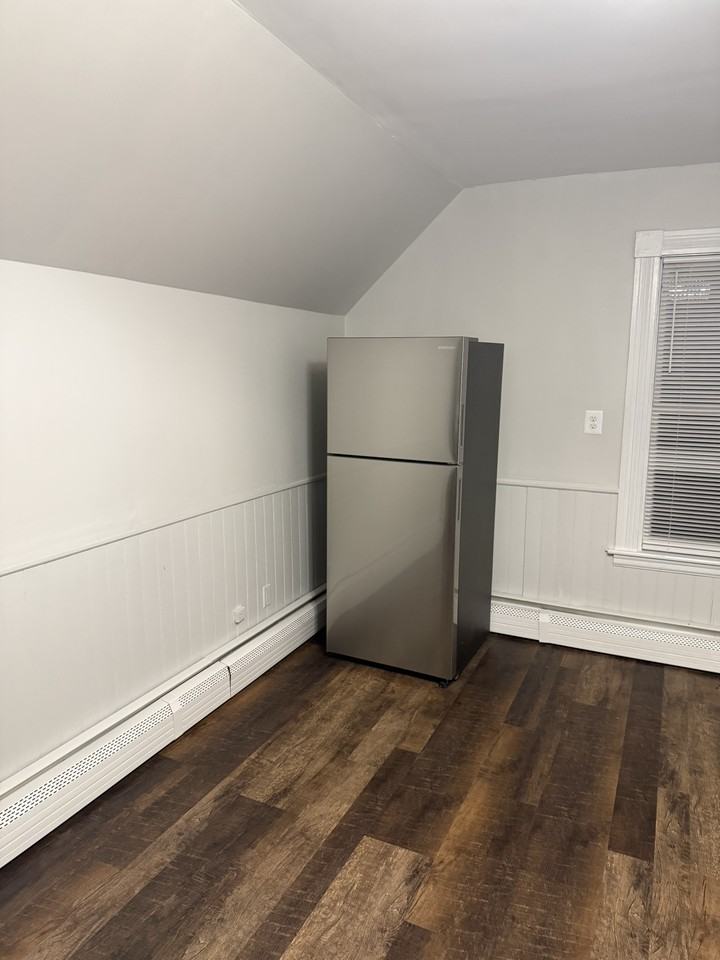 606 Westminster Hill Rd #2 - Photo 5 of 8