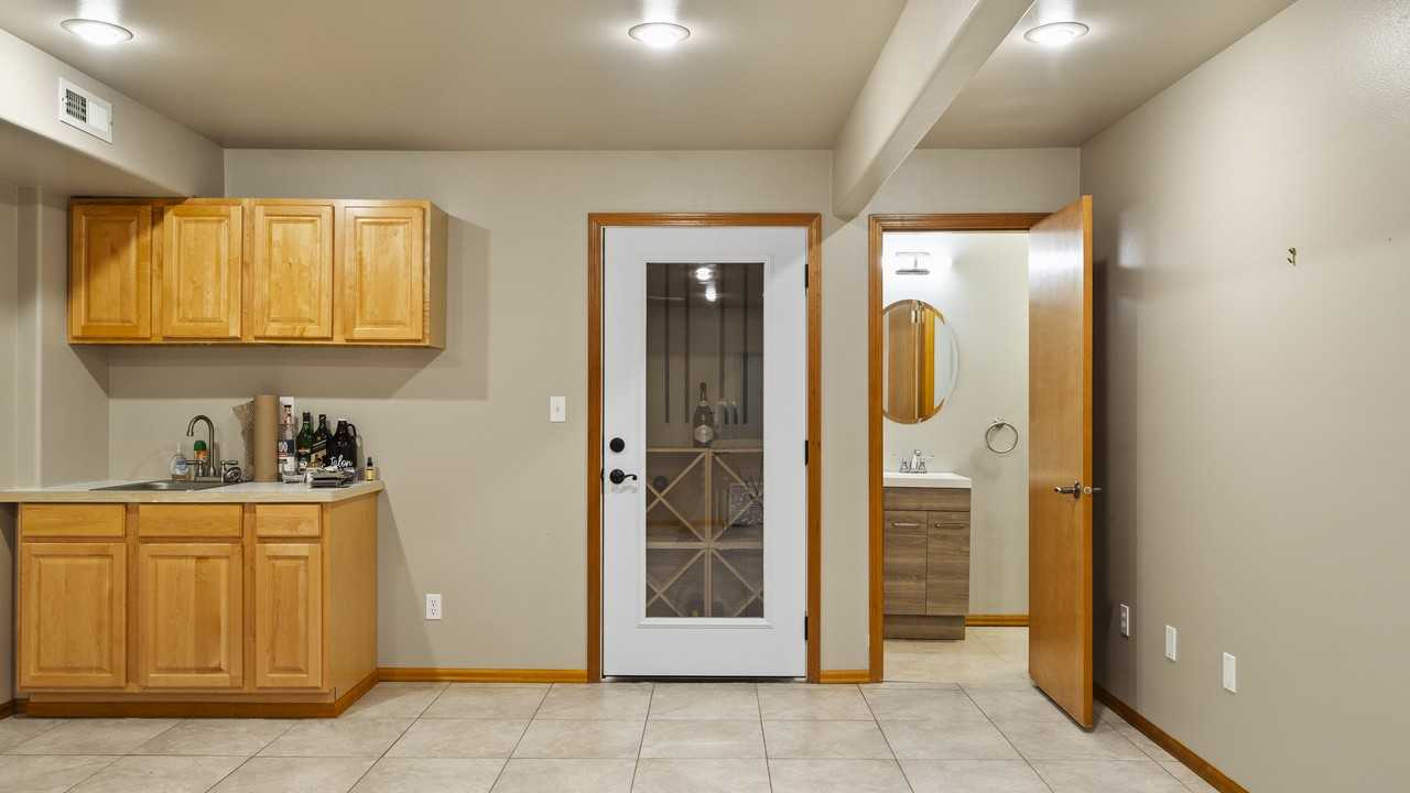 423 Nicklaus Ct #423 - Photo 3 of 26