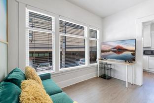 214 E Lynn St #NA - Photo 1 of 1