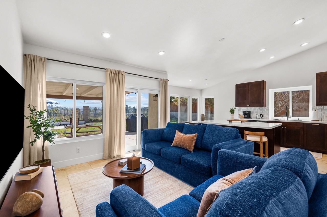 5223 Robinwood Dr #NA - Photo 3 of 20