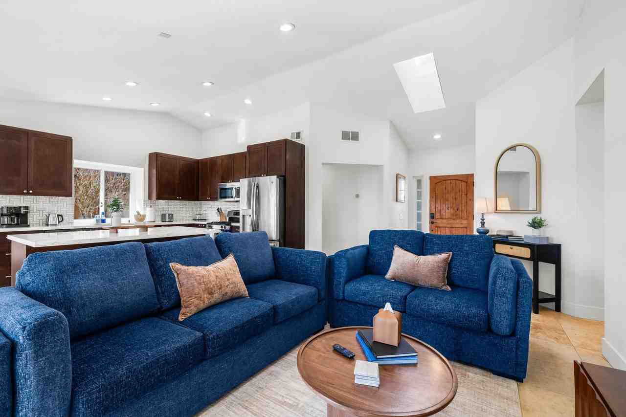 5223 Robinwood Dr #NA - Photo 6 of 20