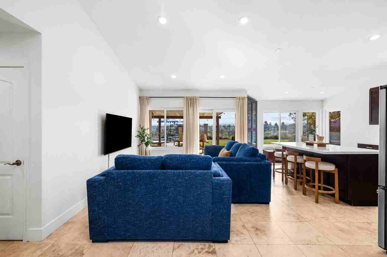 5223 Robinwood Dr #NA - Photo 7 of 20