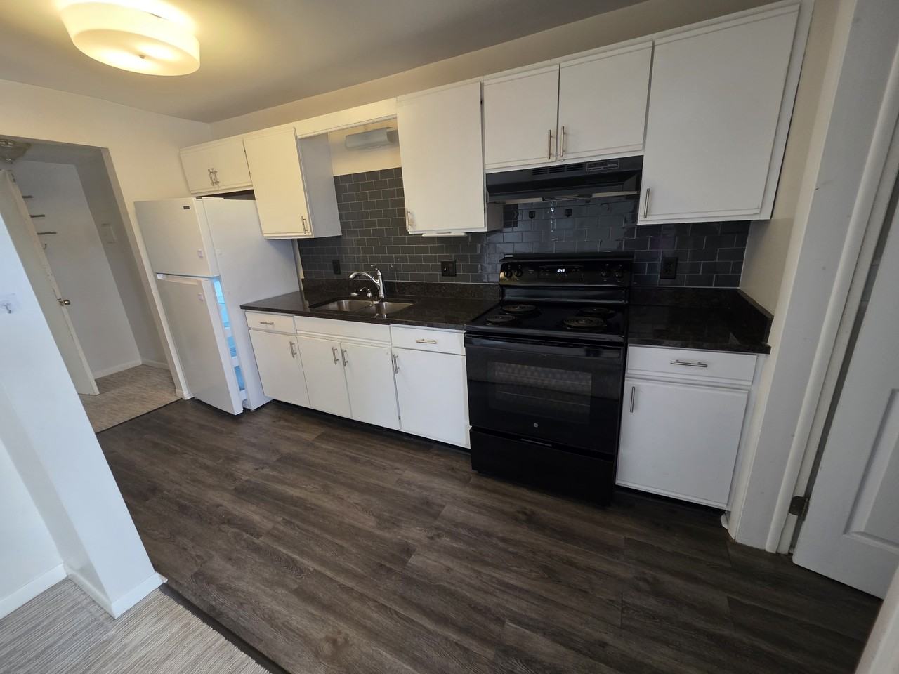 138 E Sheridan St #1 - Photo 2 of 6