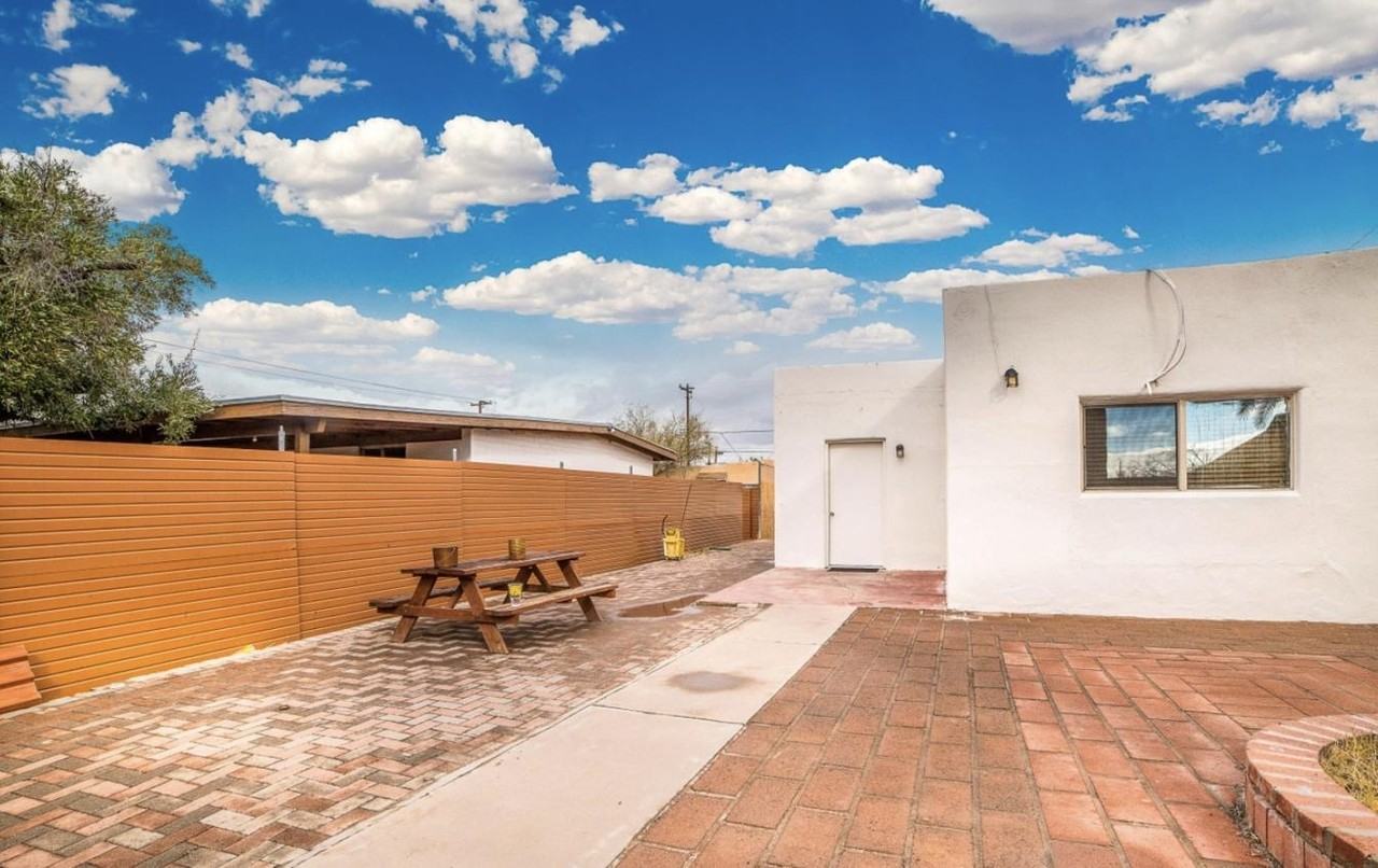 415 E 23rd St #1 - Photo 2 of 10