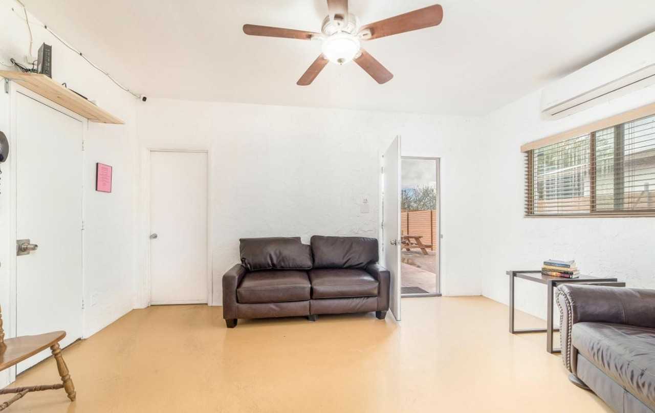 415 E 23rd St #1 - Photo 5 of 10