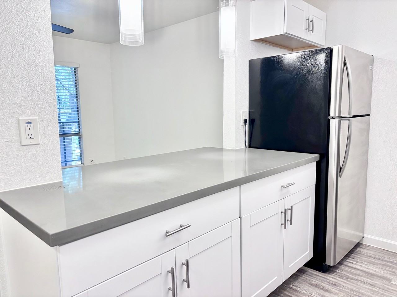 137 E Coronado Rd #23 - Photo 6 of 12