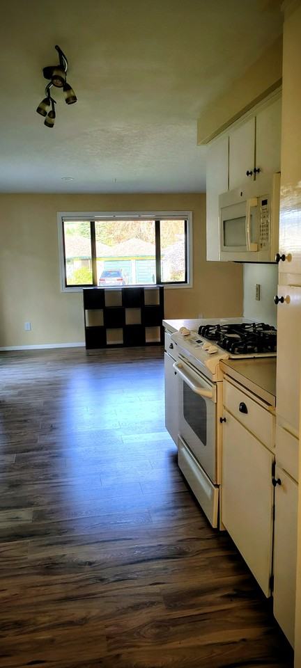 3075 Nw Manzanita Pl #NA - Photo 5 of 13