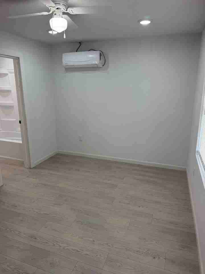 528 Harned Ave #NA - Photo 6 of 11