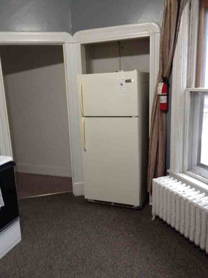 106 S 19th Ave E #2 - Photo 4 of 15