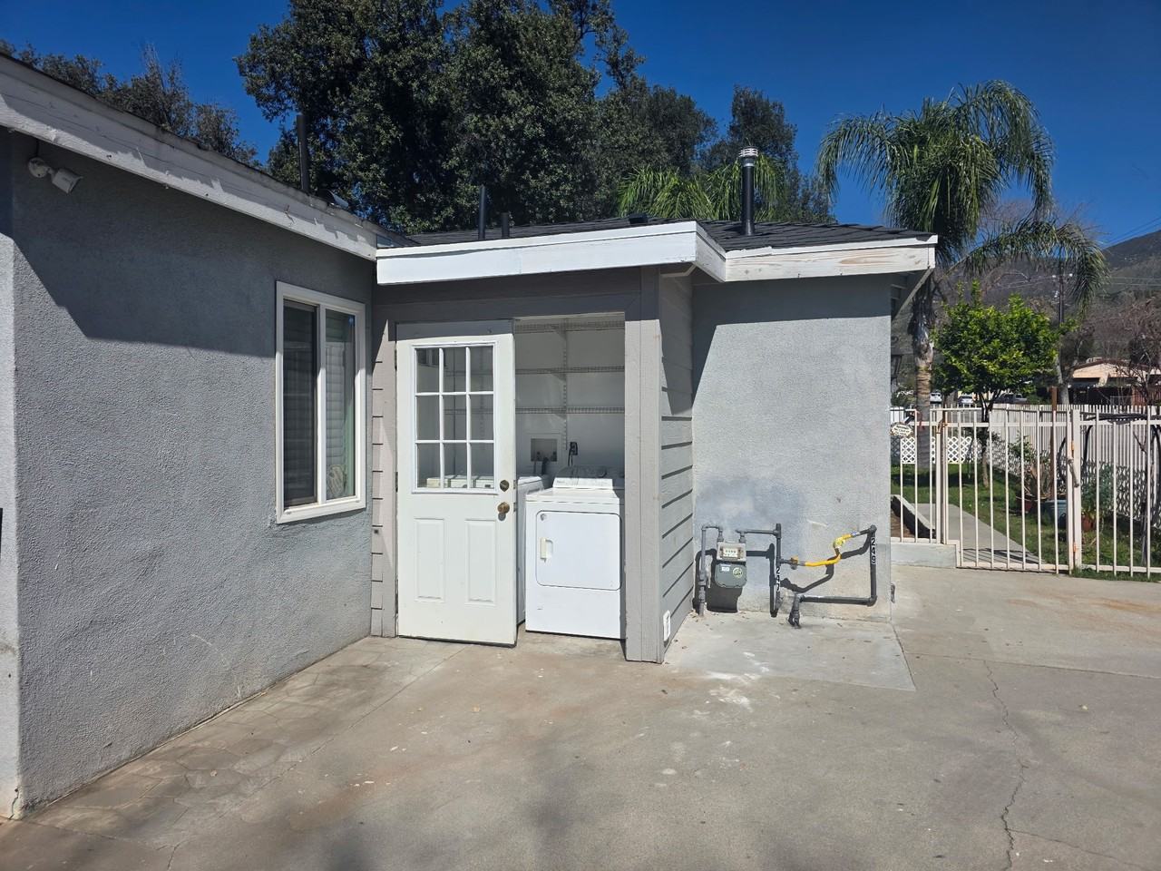 247 E 44th St #NA - Photo 3 of 15