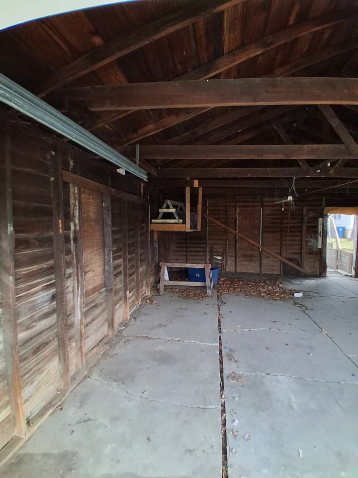 305 S State St #NA - Photo 7 of 29