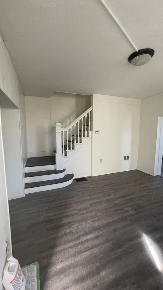 410 Parker Ave #410 - Photo 4 of 19