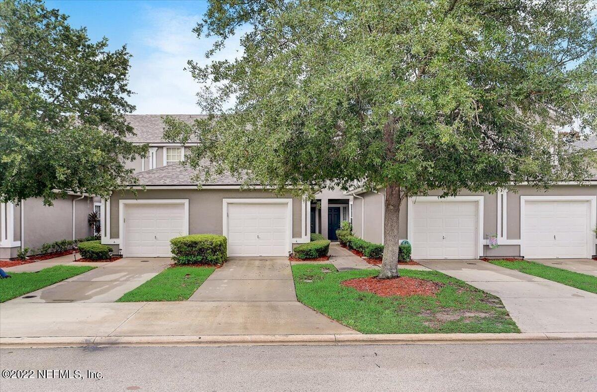 421 Scrub Jay Dr #421 - Photo 3 of 18