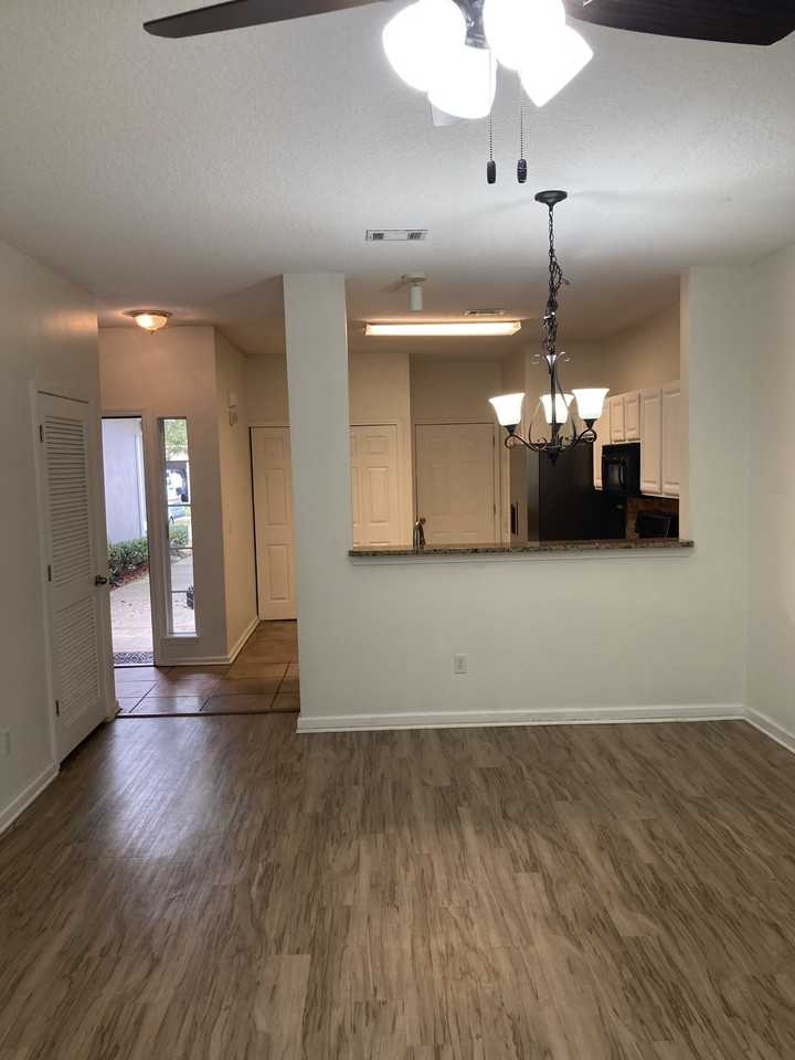 421 Scrub Jay Dr #421 - Photo 6 of 18