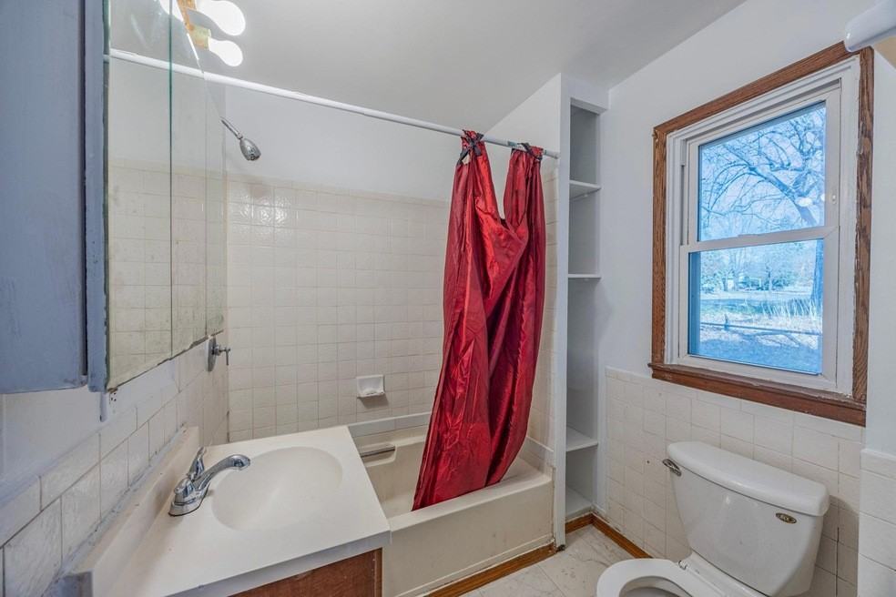 3905 Reservoir Blvd #NA - Photo 3 of 9