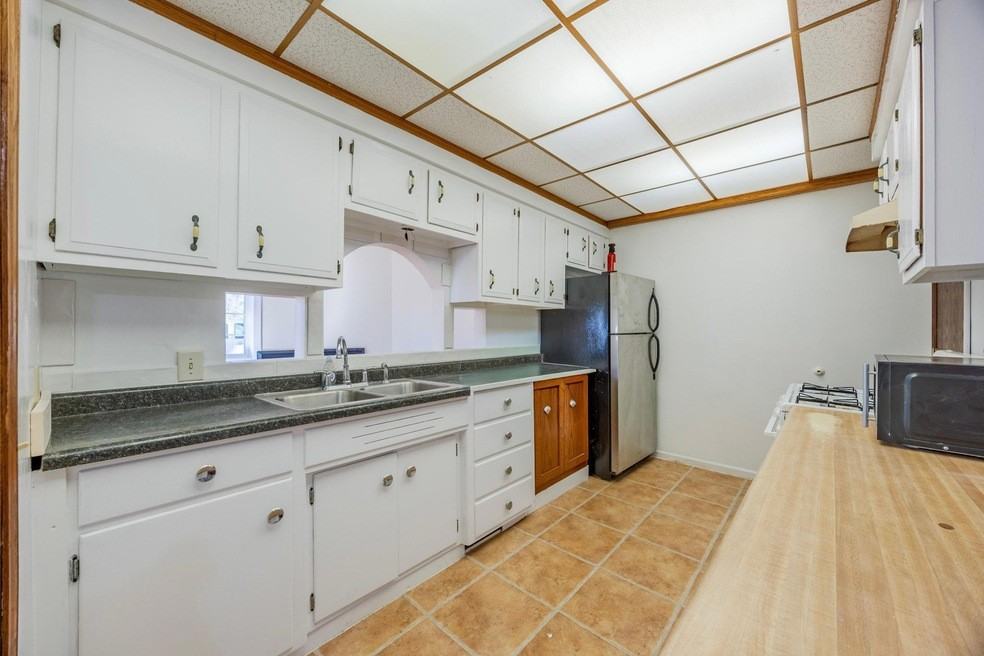 3905 Reservoir Blvd #NA - Photo 6 of 9