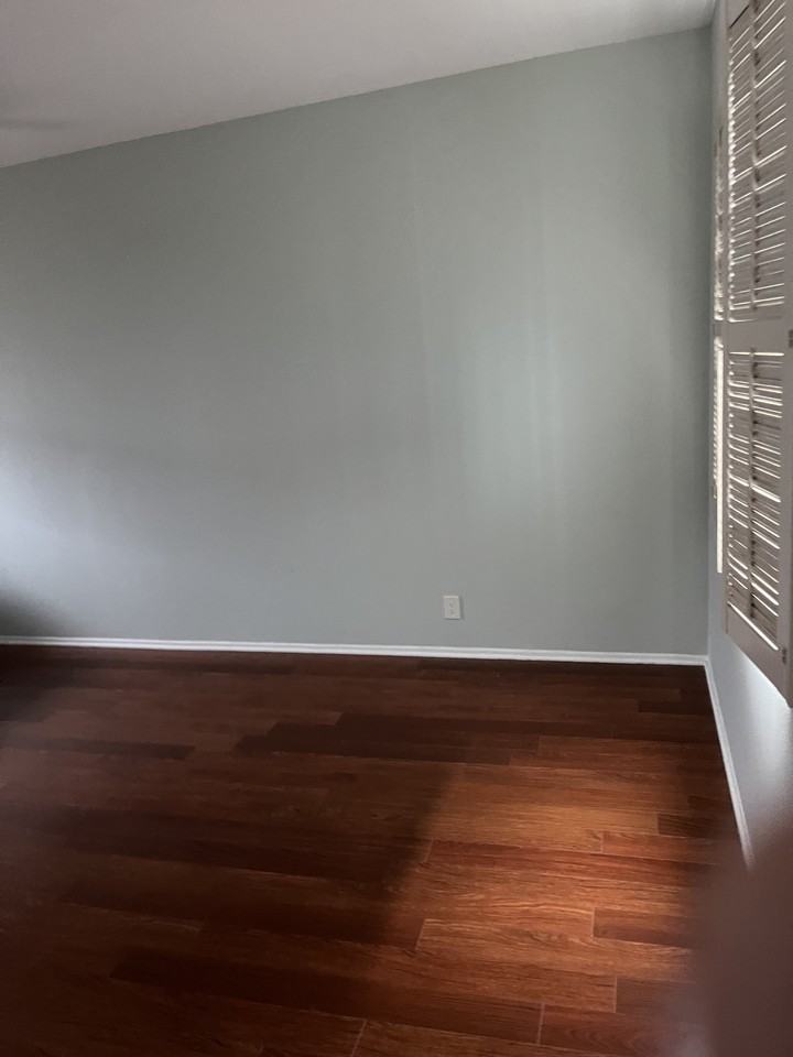 1000 Fairview Ave #5 - Photo 7 of 15