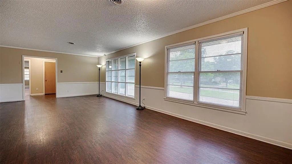 6001 Yolanda Dr #NA - Photo 2 of 18