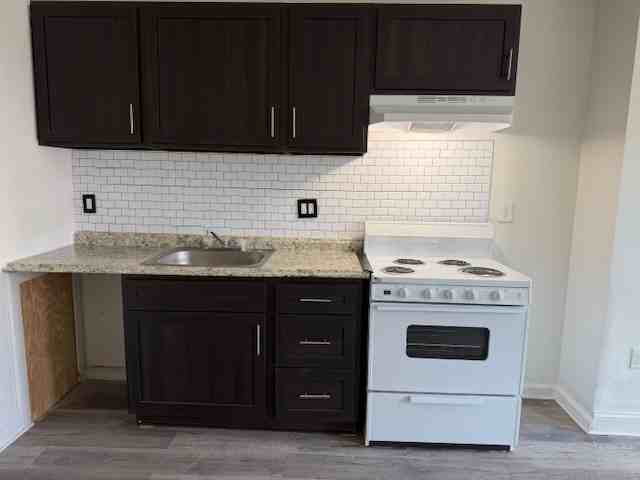 3116 Weymouth St #2 - Photo 2 of 9