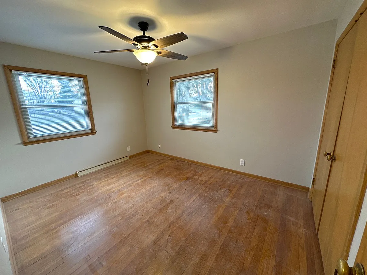 200 E Harriet St #3 - Photo 7 of 11