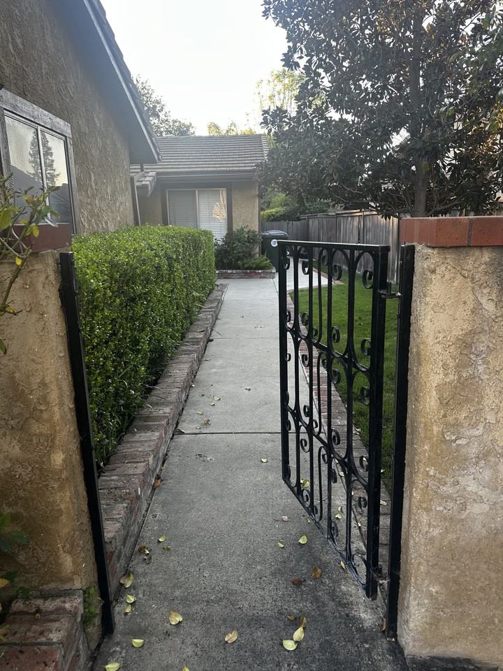 25645 Almendra Dr #1 - Photo 3 of 4