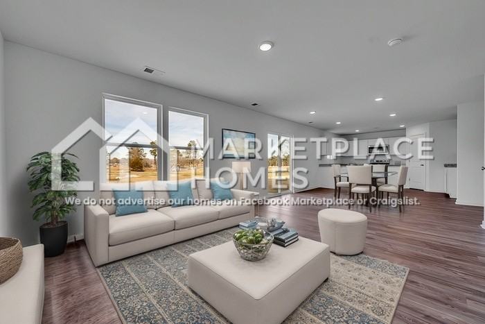 327 Orchid Ln - Photo 3 of 26