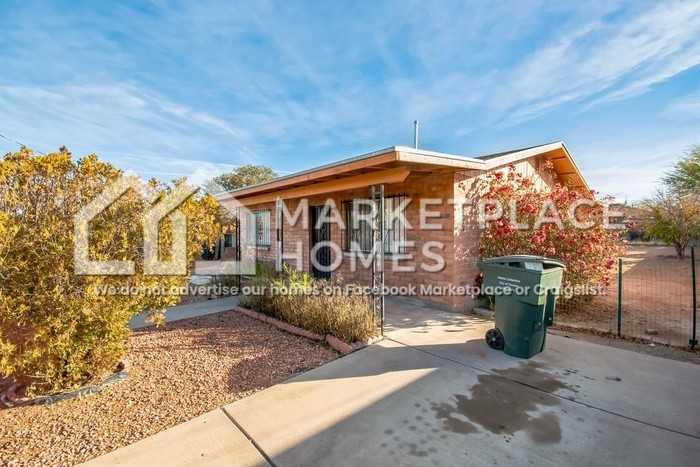 3619 S 14th Ave - Photo 2 of 17