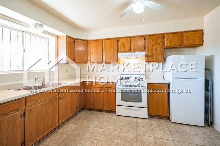 3619 S 14th Ave - Photo 6 of 17