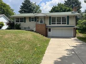 3121 Roosevelt St Ne - Photo 1 of 1