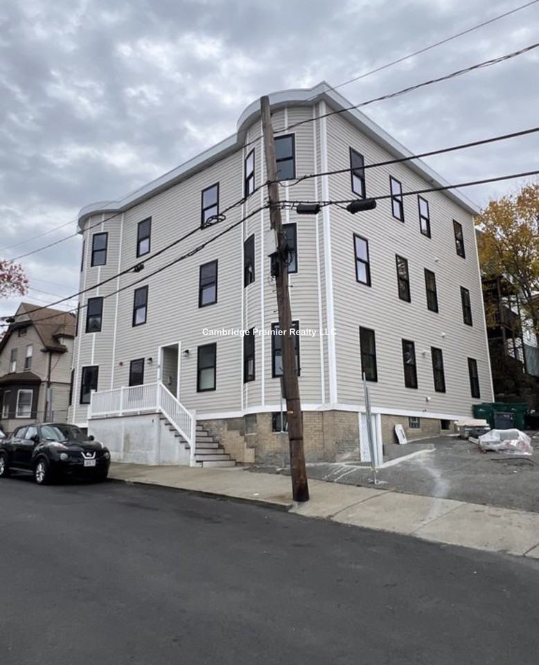 Sachem St #2 - Photo 4 of 10