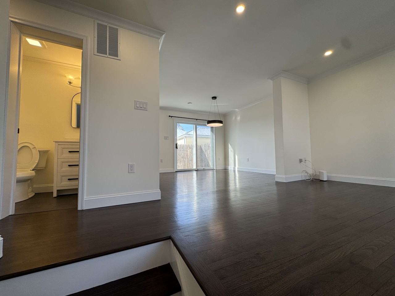 22 Virginia Ave #5 - Photo 6 of 25