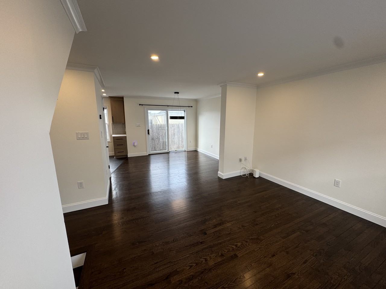 22 Virginia Ave #5 - Photo 7 of 25