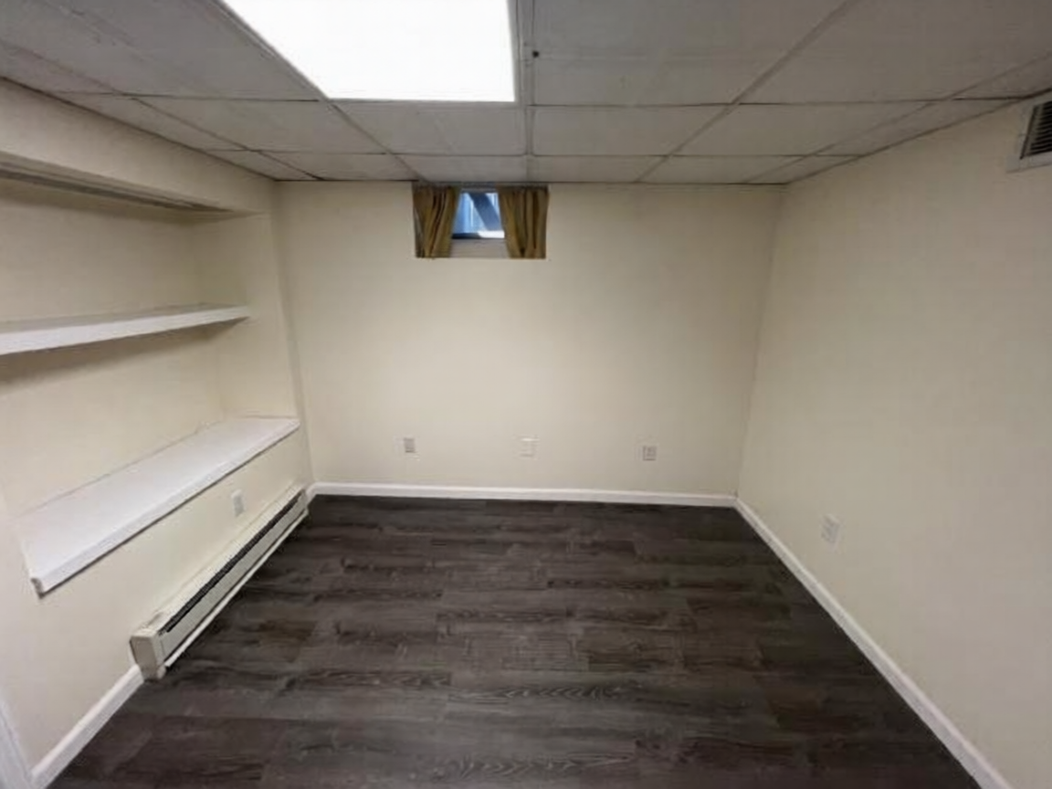 Wallace St. & Holland St #2RB - Photo 6 of 11