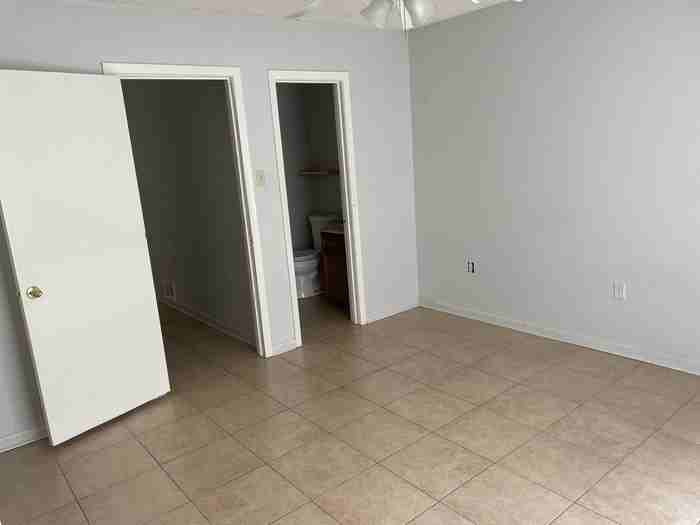 10662 Stanley Aubin Ln #D - Photo 2 of 3