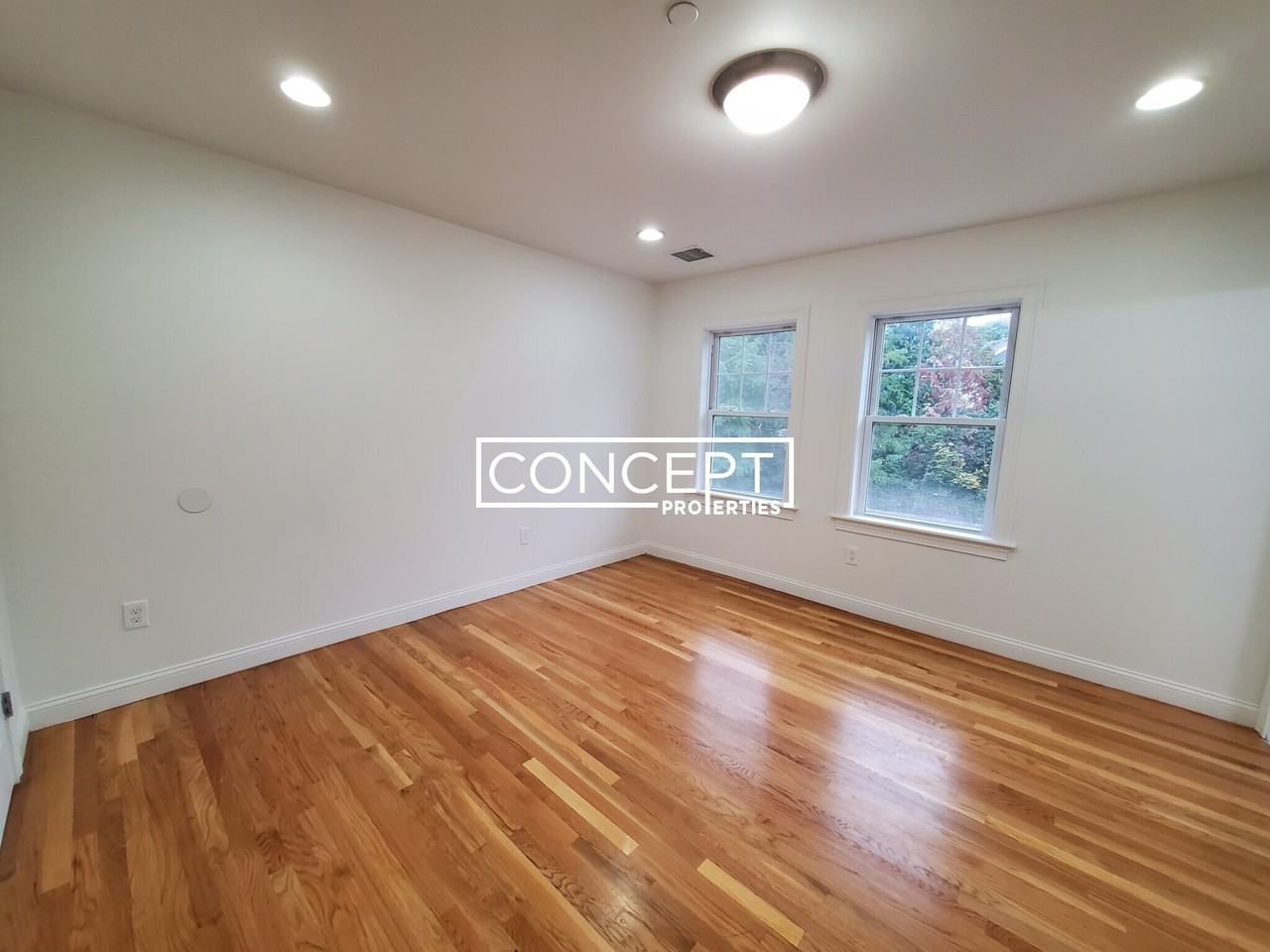 63B Circuit St - Photo 2 of 21