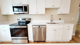 62 Waverly St #2 - Photo 1 of 1