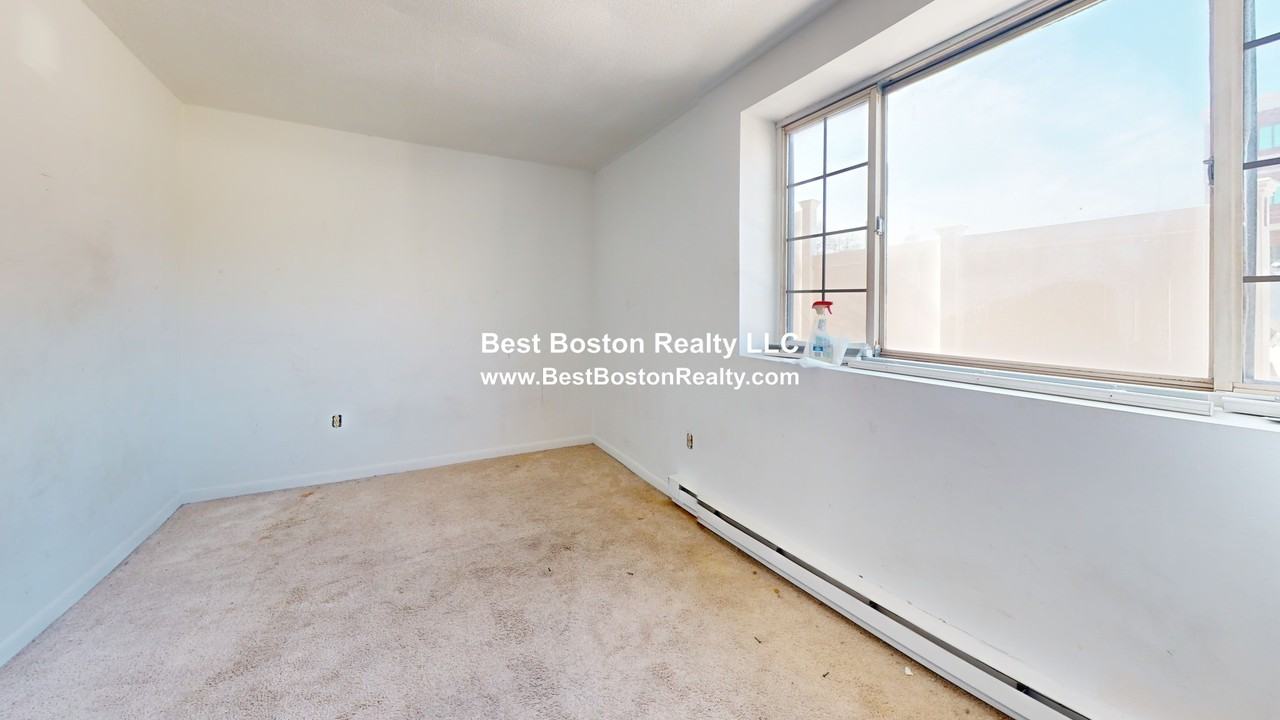 216 Revere Beach Pkwy #4 - Photo 3 of 9