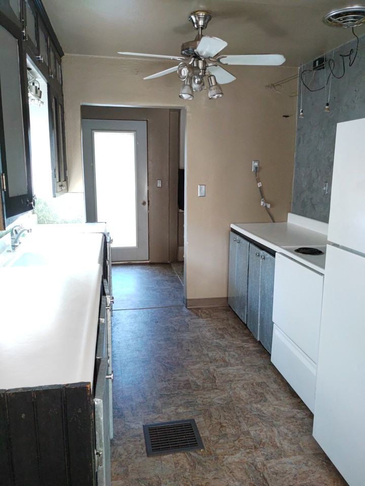 2110 W Cleveland Ave #NA - Photo 2 of 6