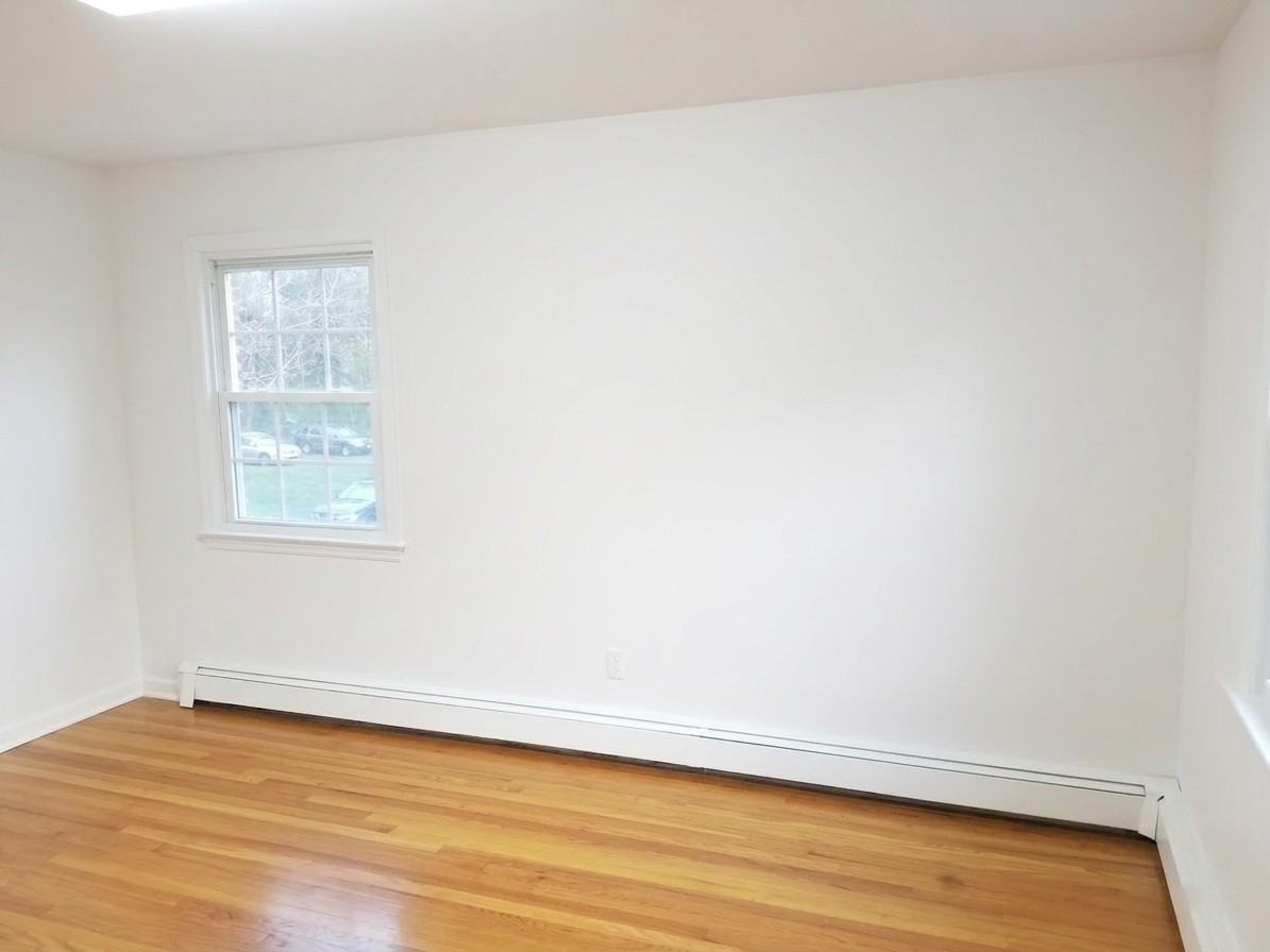 17 Old Allamuchy Rd - Photo 7 of 8
