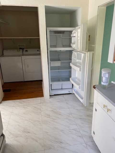 1025 W Martin Luther King Dr #NA - Photo 5 of 11