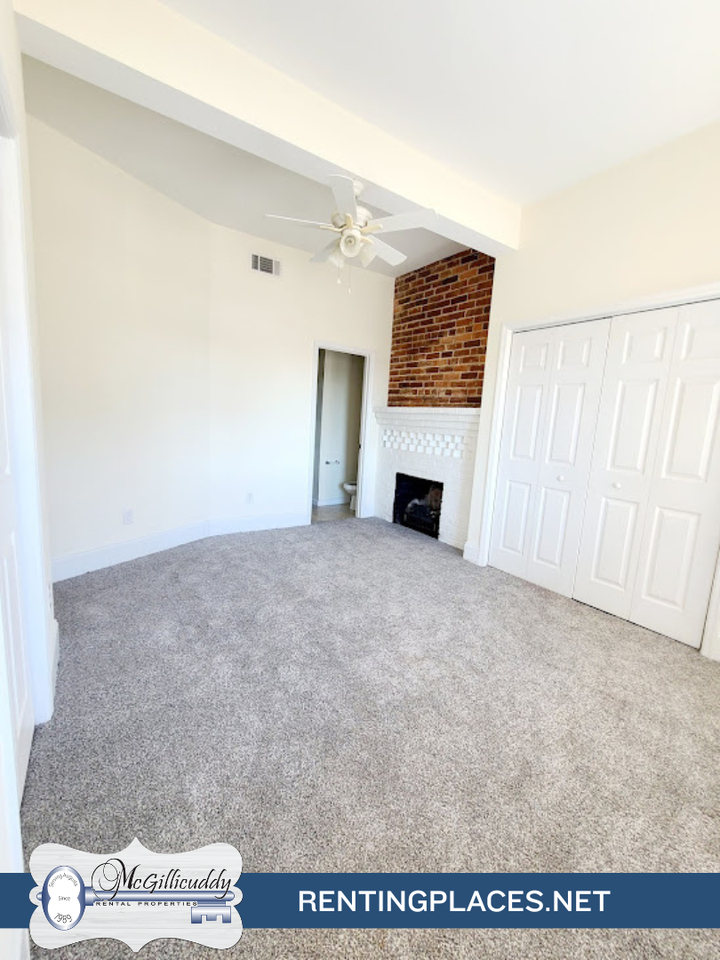936 Hickman Rd #3 - Photo 4 of 12