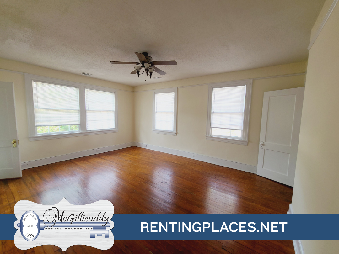 2097 Heckle St #B - Photo 5 of 11