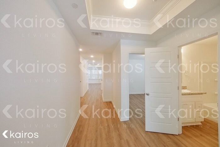 11405 Camden Court Cir - Photo 2 of 26