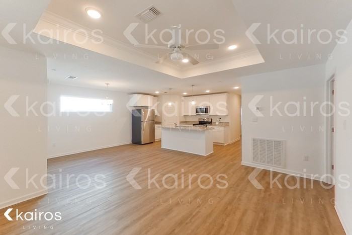 11405 Camden Court Cir - Photo 5 of 26