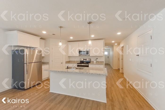 11405 Camden Court Cir - Photo 7 of 26